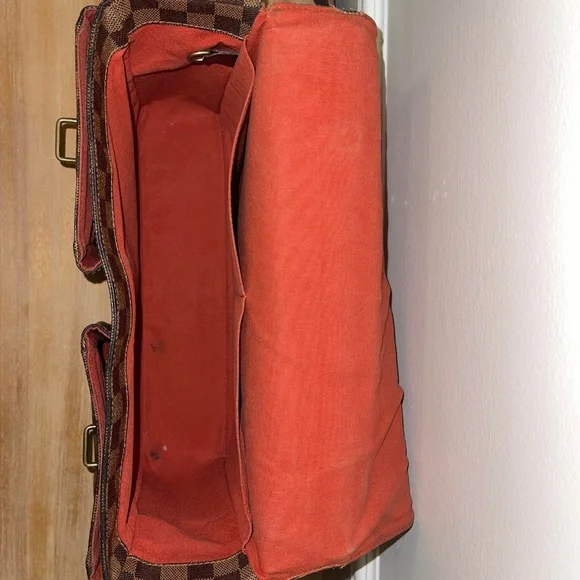 Louis Vuitton Broadway Bag - Picture 5 of 15